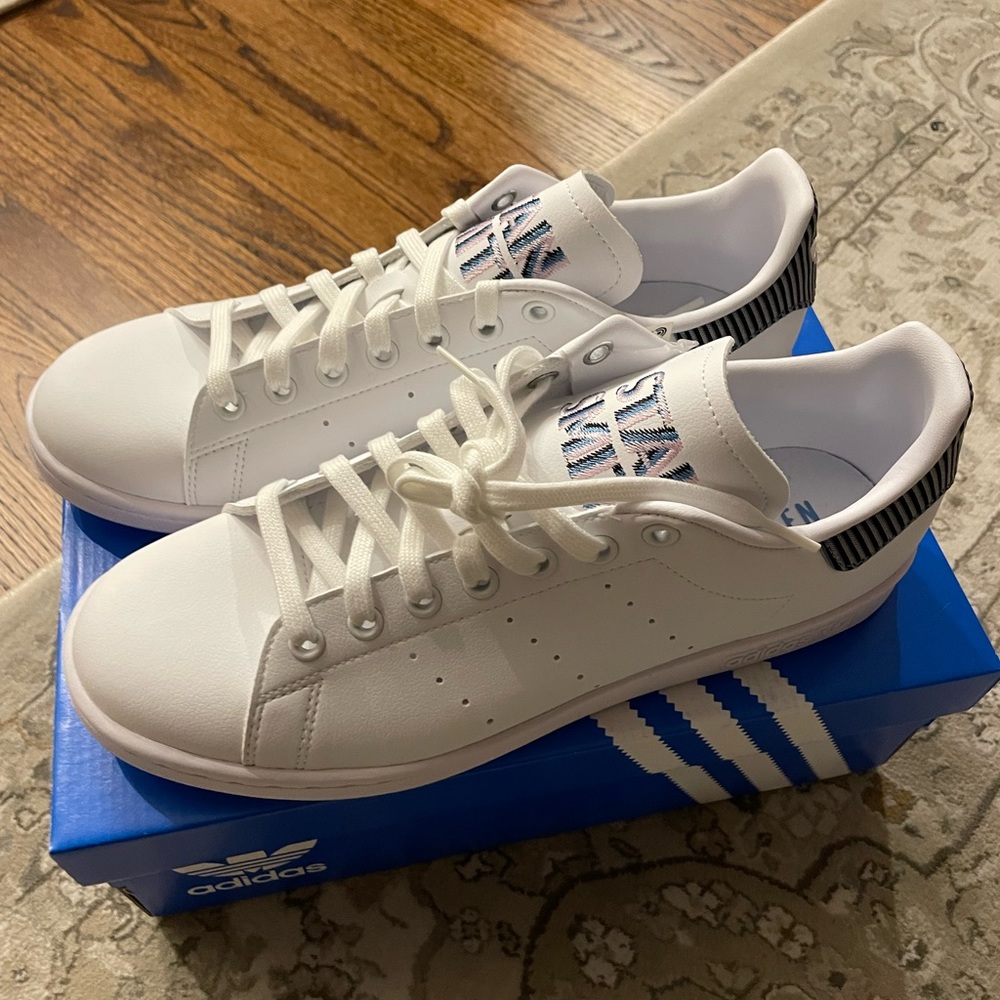 Brand new Stan smith sneakers (unisex mens 9)